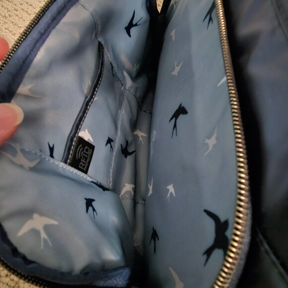 Lug Rumble Satchel - NO SHOULDER STRAP included - Picture 2 of 9